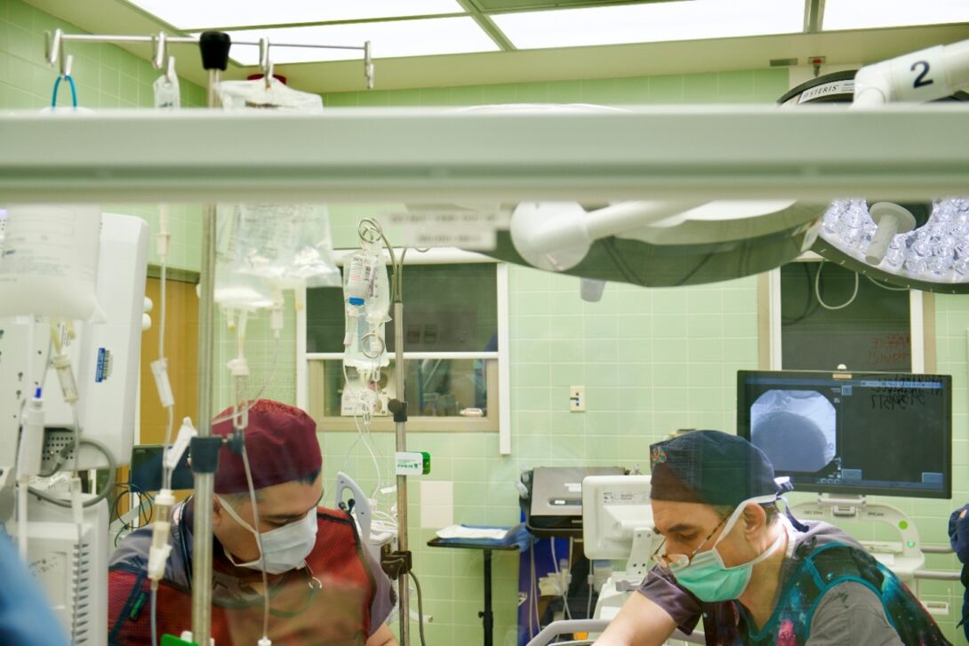 Doctors preparing to do brain surgery